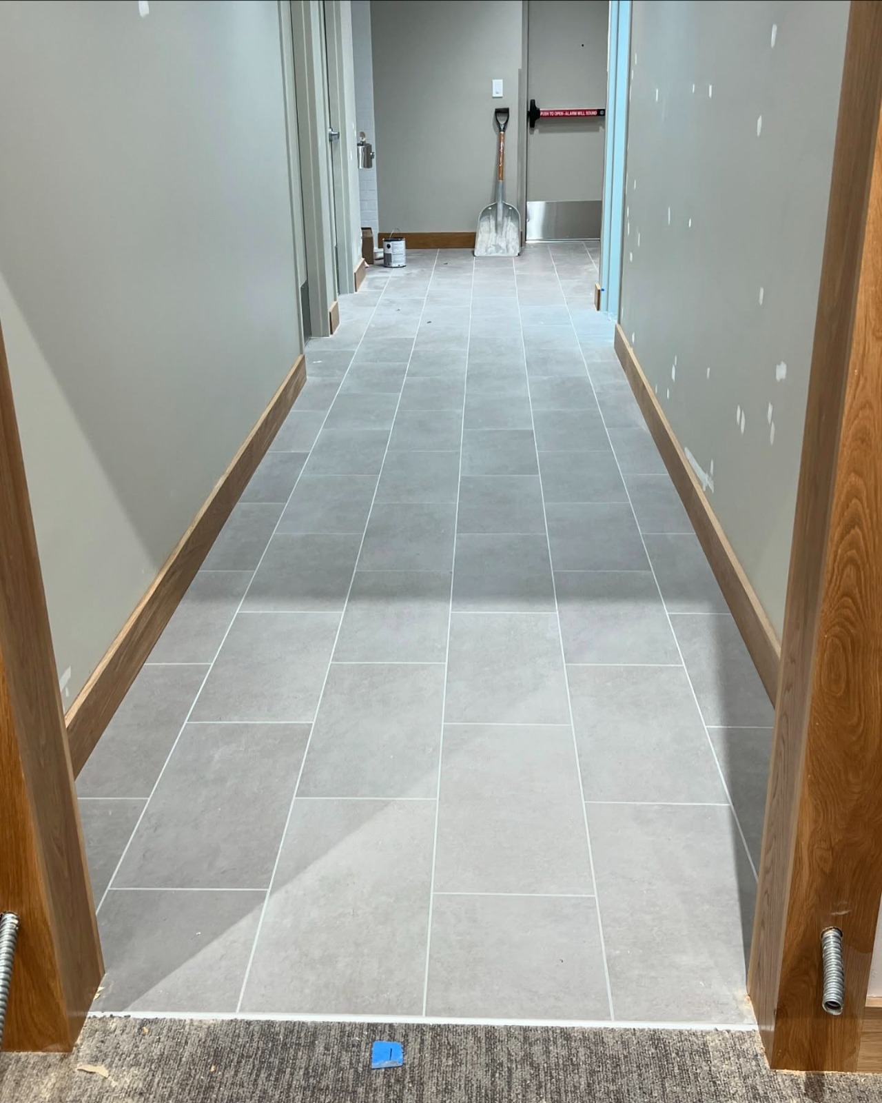 Barnes & Noble — tile, carpet and epoxy